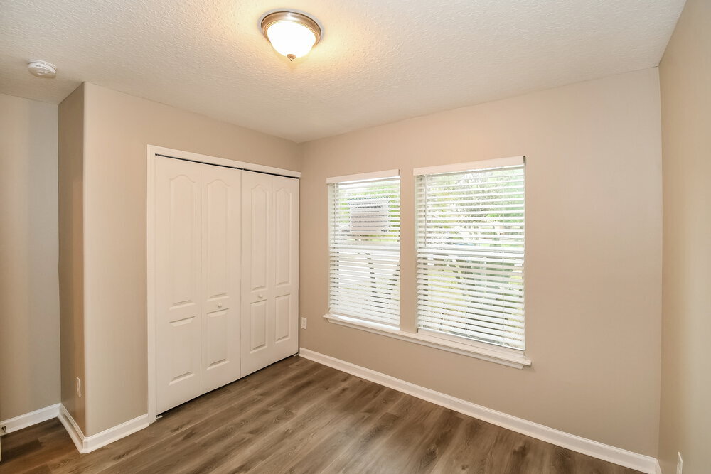 Building Photo - 392 Bostwick Cir