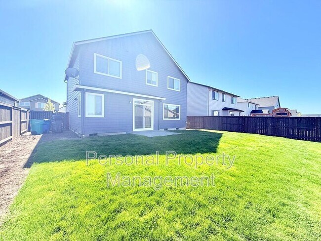 Building Photo - 8728 N 1st St