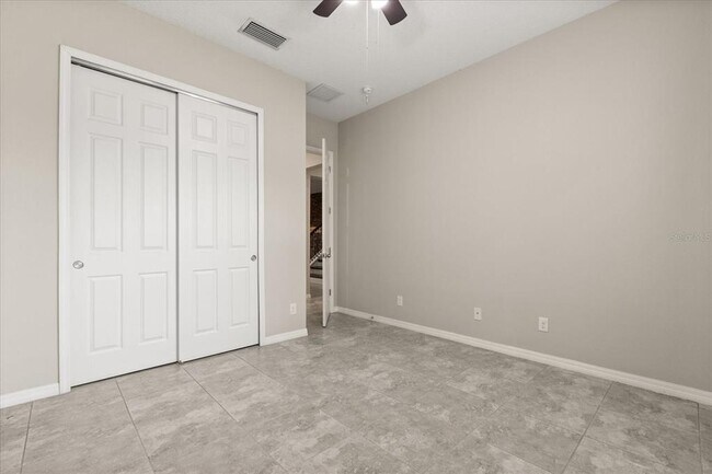 Building Photo - 1046 Grand Hilltop Dr