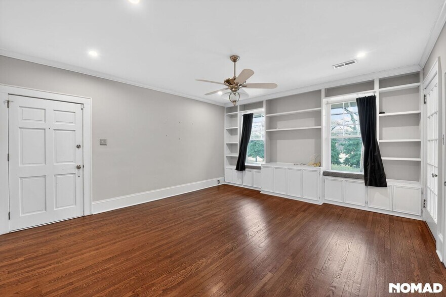 Building Photo - 222 Providence Rd