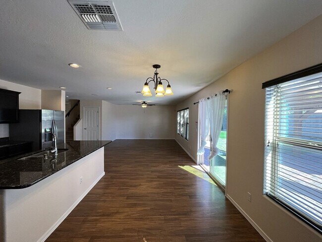 Building Photo - 4 Bedroom + Den Home in the Cameron Ranch ...