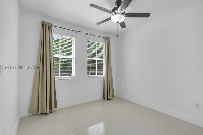 Building Photo - 5175 NW 108th Pl