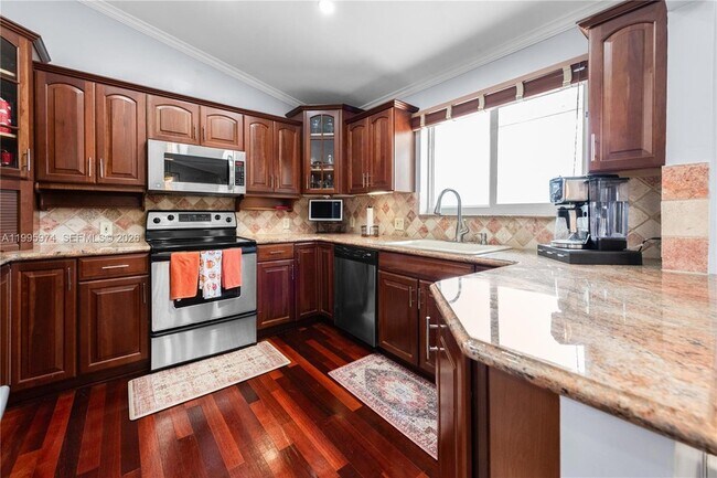 Building Photo - 670 NW 16th St