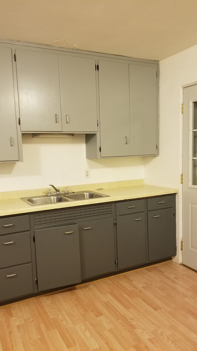 Building Photo - 2603 Blakeley Ave