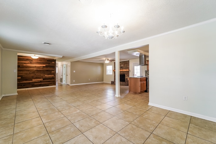 Building Photo - 1215 Rockingham Dr