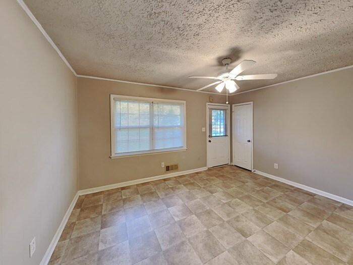 Building Photo - 8050 Attleboro Dr