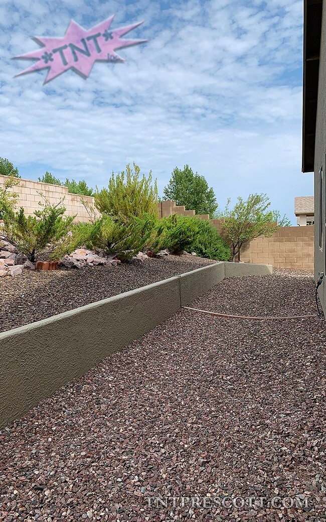 Building Photo - Home in Granville HOA ~ HOLD