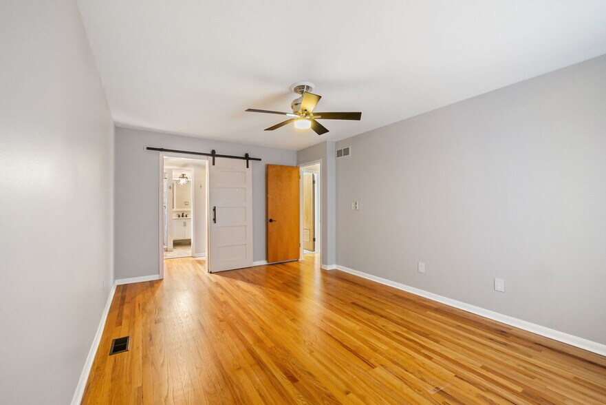 Building Photo - 8353 Kennedy Cir