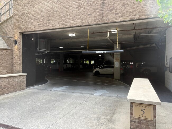 Building Photo - 200 Manufacturers Rd