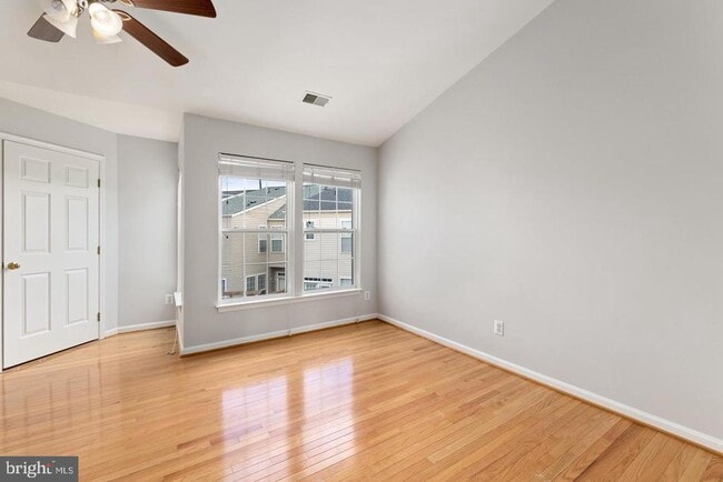 Building Photo - 13700 Barksdale Dr