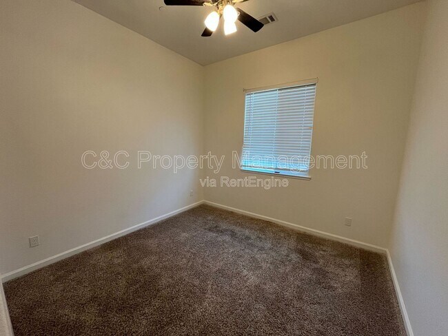 Building Photo - 335 Parliament Way
