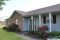 Building Photo - 109 Brenna Ln