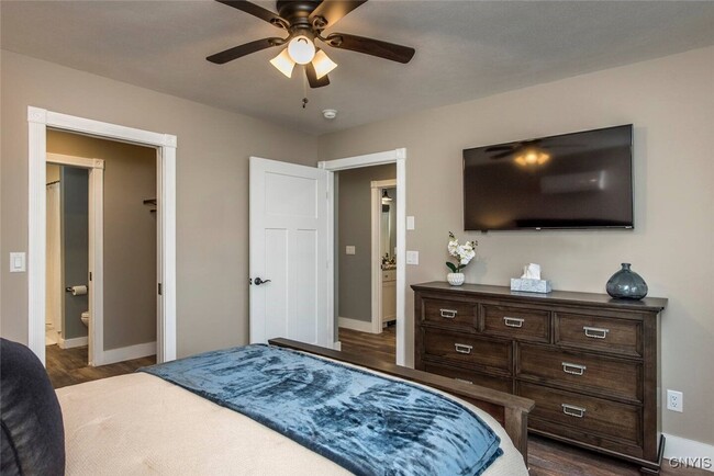 Building Photo - 102 Sandpiper
