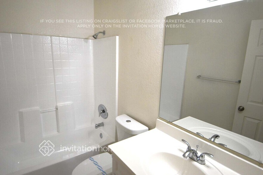 Building Photo - 1802 W Oraibi Dr