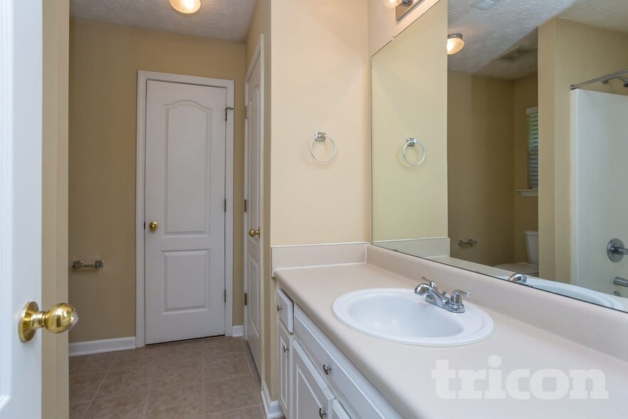 Building Photo - 233 Misty Ridge Trail