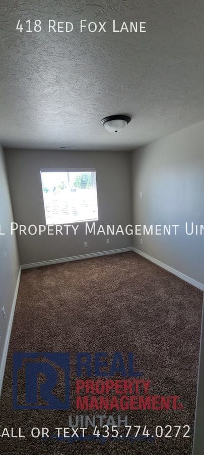 Building Photo - 418 Redfox Ln