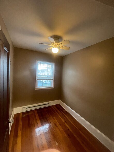 Building Photo - 406 Pennsylvania Ave