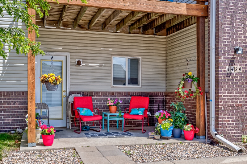 Building Photo - 1435 Prairie Dr