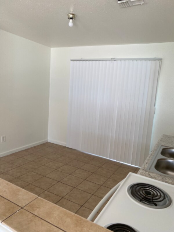 Building Photo - 9913 Stobaugh St