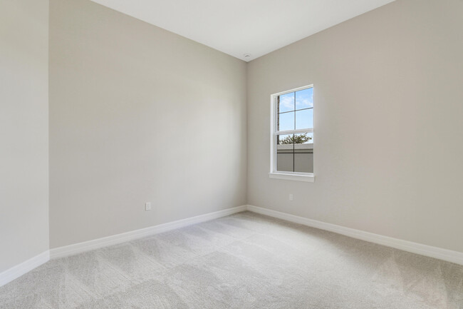 Building Photo - 10778 Stellar Cir