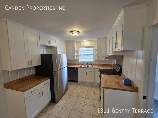 Building Photo - 1311 Gentry Terrace