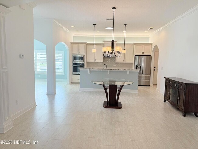 Building Photo - 44 Ocale Ct