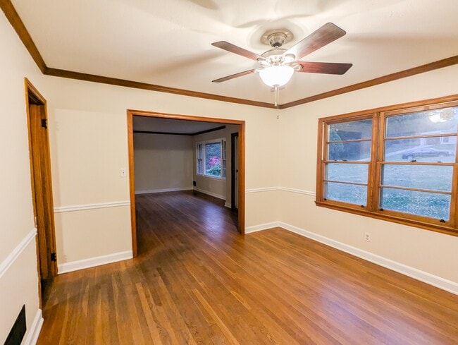 Building Photo - 2019 Bramblewood Dr NE