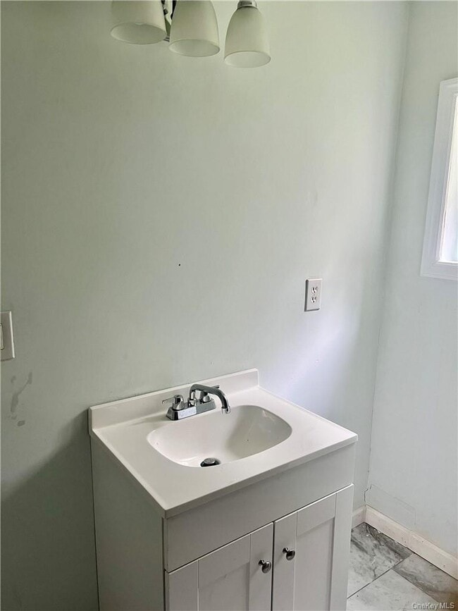 Building Photo - 3036 US-6