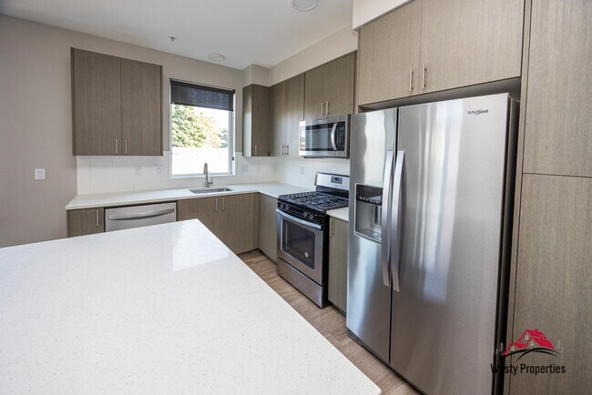 Building Photo - 110 N Blandena St