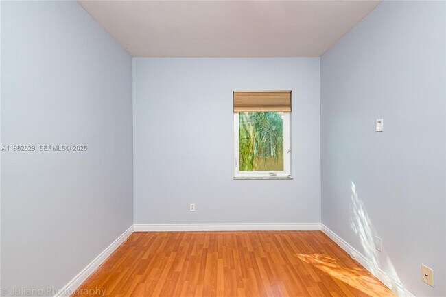 Building Photo - 16061 Emerald Cove Rd