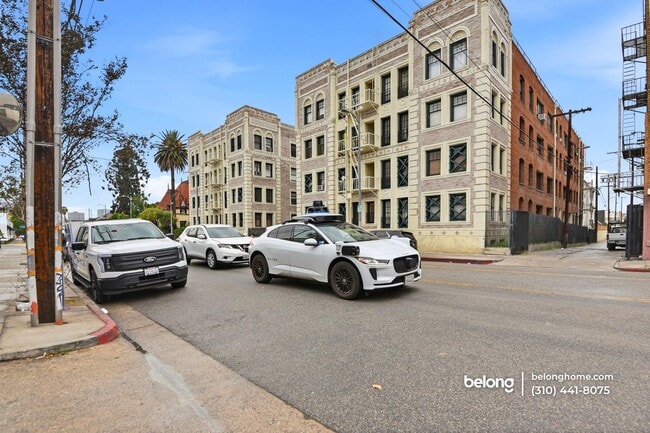 Building Photo - 2121 James M Wood Blvd