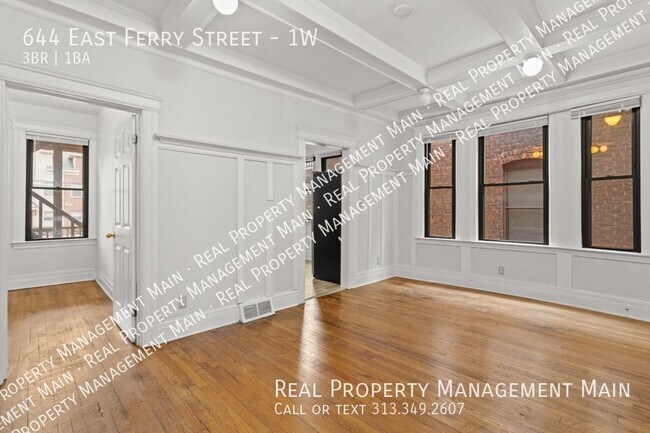 Building Photo - 644 E Ferry St