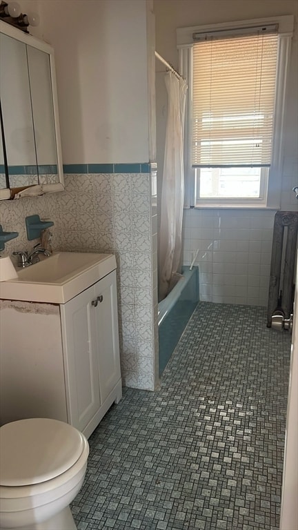 Building Photo - 1905 Beacon St