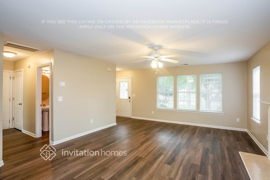 Building Photo - 109 Newport Dr