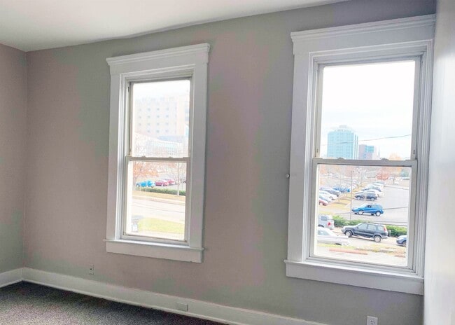 Building Photo - 3207 Jefferson Ave