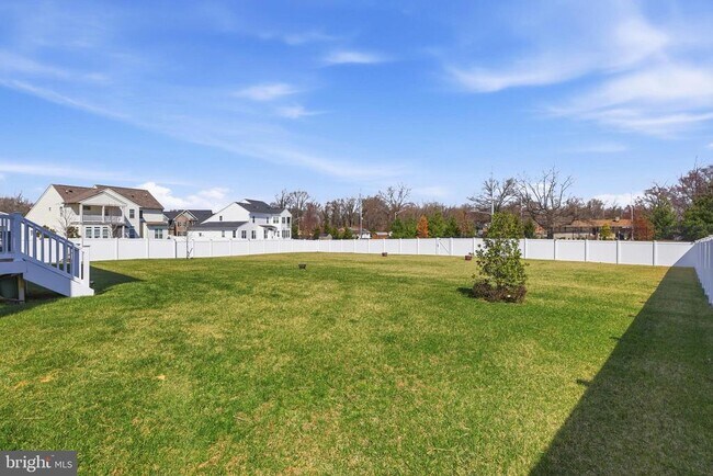 Building Photo - 6702 Savannah Dr