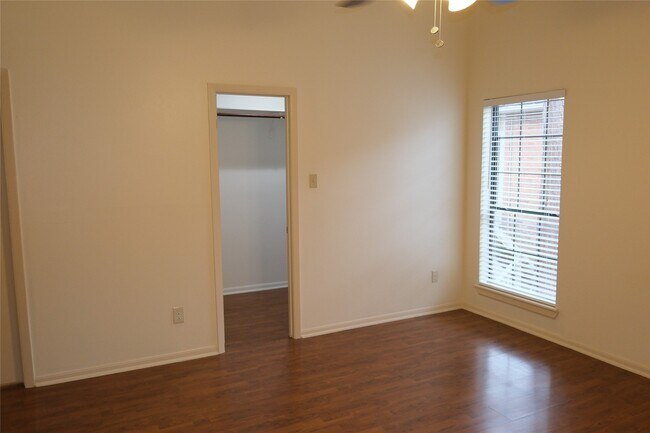 Building Photo - 2001 Bering Dr