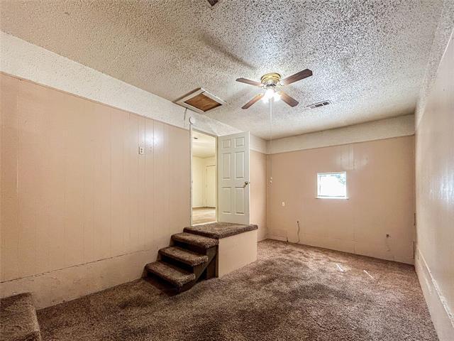 Building Photo - 2115 Mercedes Rd