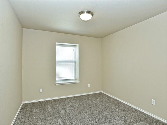 Building Photo - 11716 Alexs Ln