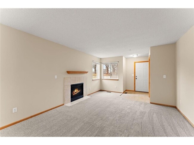 Building Photo - 14975 Pinto Ln