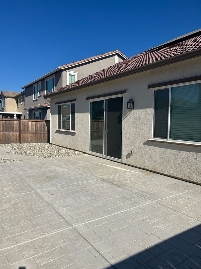 Building Photo - 4255 Ranger Dr