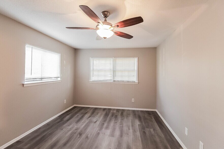 Building Photo - 3611 Tufts Ct