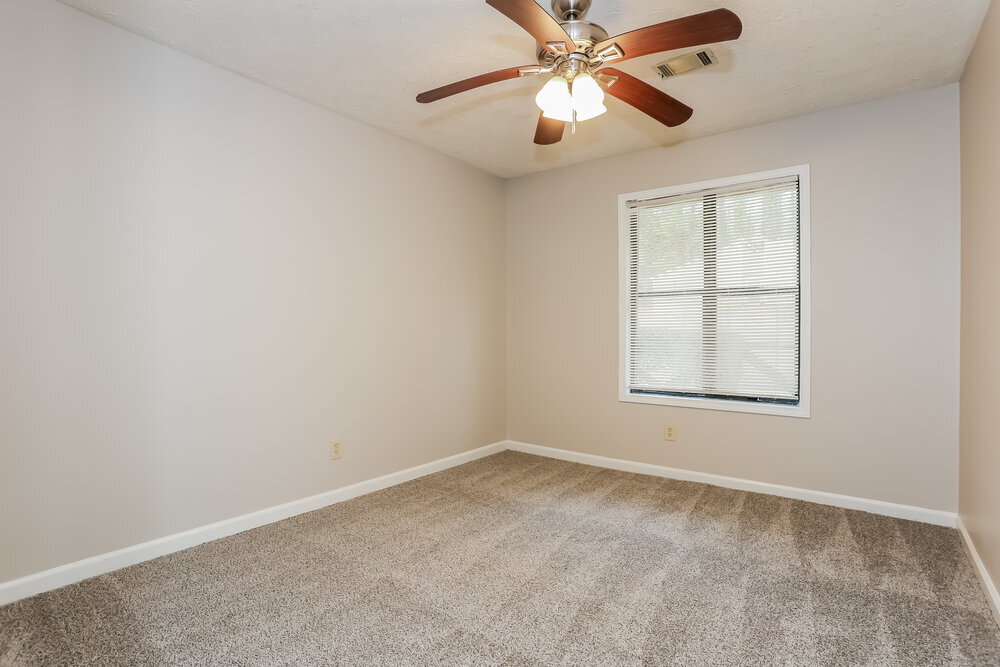 Building Photo - 3519 Shelly Dr NW