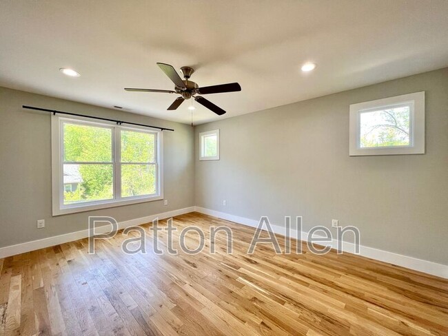 Building Photo - 308 London Rd