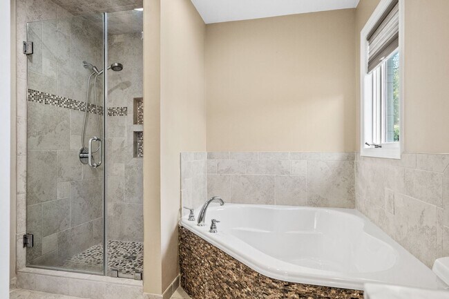 Building Photo - 3-Bedroom | 3.5-Bath Home for Rent in The Dunes – Myrtle Beach