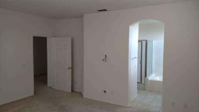 Building Photo - Amazing 4 bedroom home in gated community near highly rated schools and beach