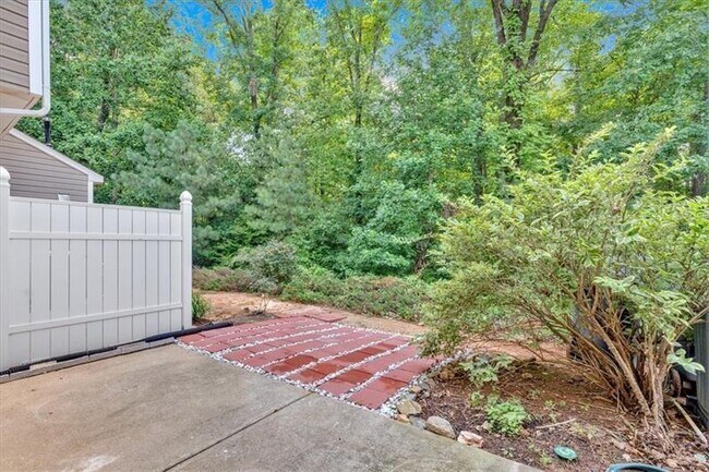 Building Photo - 13077 Region Trace