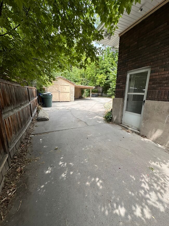 Building Photo - 1209 E 1700 S