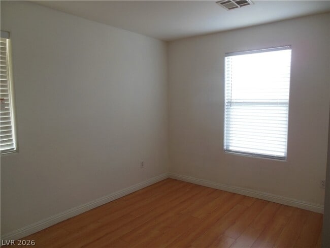 Building Photo - 5510 Avent Ferry St