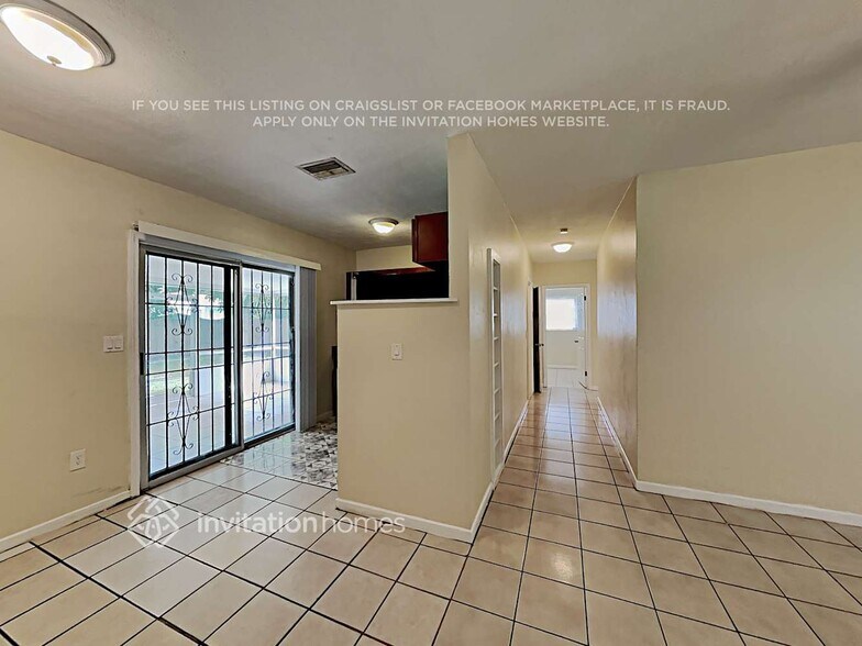 Building Photo - 231 NE 169th St